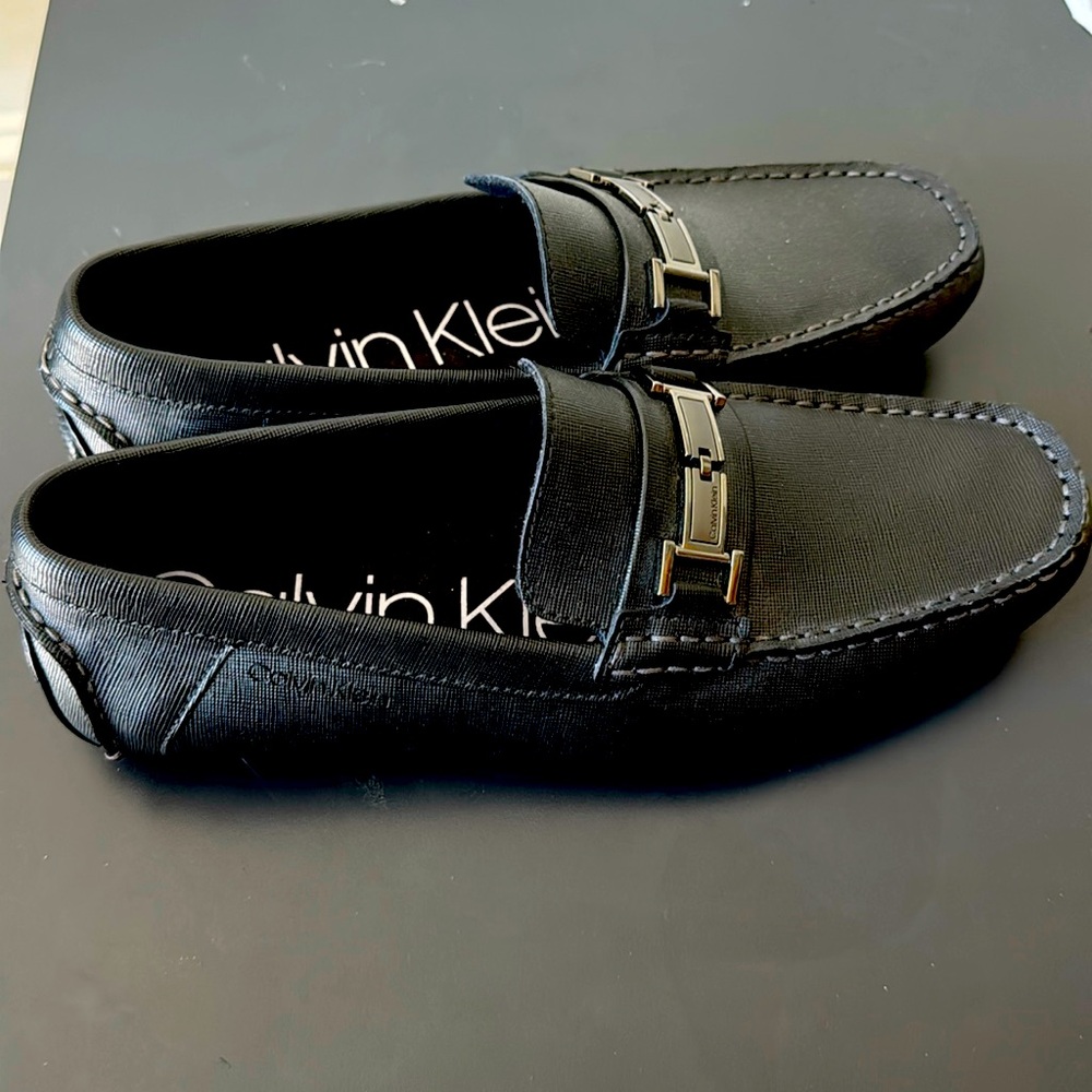 NWOT Men’s Black Calvin Klein Magnus Loafer
